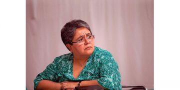 CRE bloquea la competencia