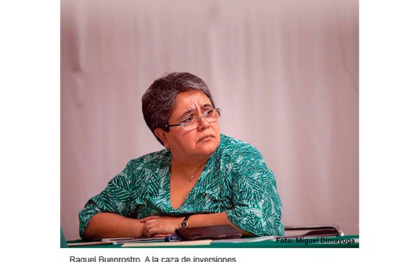 CRE bloquea la competencia