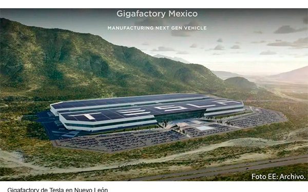 Empresarios exigen a la CRE dejar de frenar trámites del sector energético