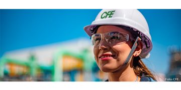 CRE bloquea la competencia