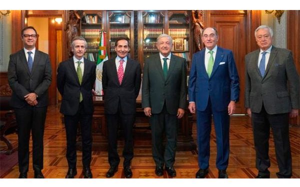 México compra 13 plantas de energía a Iberdrola; es una nueva nacionalización, dice AMLO