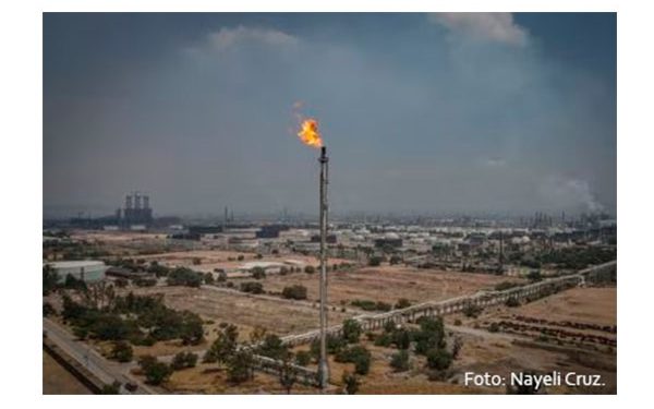 ¿México ‘le apaga la luz’ al nearshoring? Falta de inversión en energía afectará operaciones