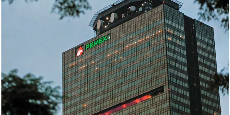 Gas natural de ciclos combinados se mantiene como energía fósil