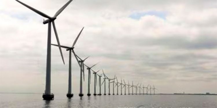 AMLO descarta crear nuevas plantas nucleares; México tiene energía limpia suficiente, dice Bartlett