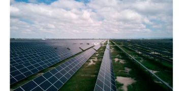 CRE acredita a 3 centrales de Iberdrola por generación de energía limpia