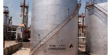 CRE acredita a 3 centrales de Iberdrola por generación de energía limpia