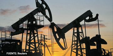 AMLO descarta crear nuevas plantas nucleares; México tiene energía limpia suficiente, dice Bartlett