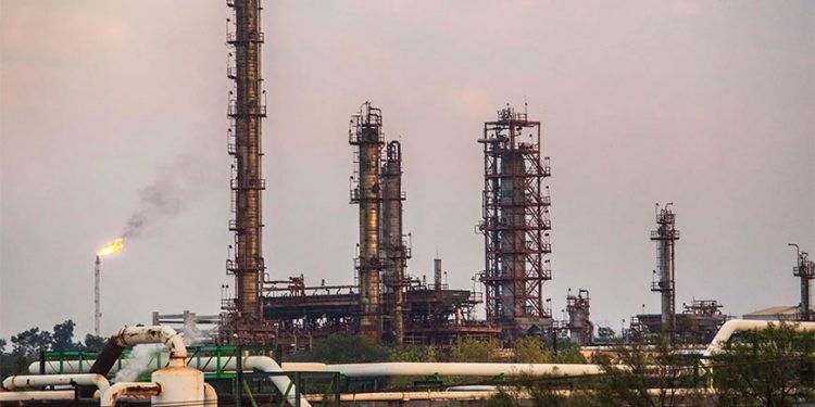 CNH avala plan de Total para invertir 87 millones de dólares en aguas someras