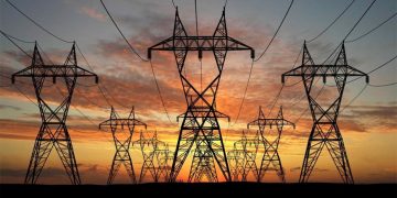 Se acumulan pendientes de permisos en la CRE para estaciones de servicio