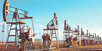 CRE enfoca su atención en cesar permisos eléctricos, encima de aprobar nuevas actividades