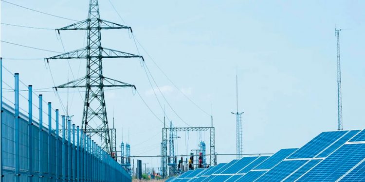 CRE enfoca su atención en cesar permisos eléctricos, encima de aprobar nuevas actividades