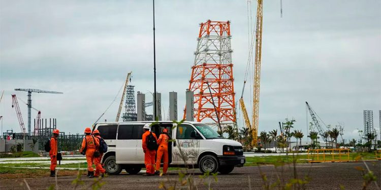 CFE invertirá 750 MDD en ampliación de la red de transmisión eléctrica