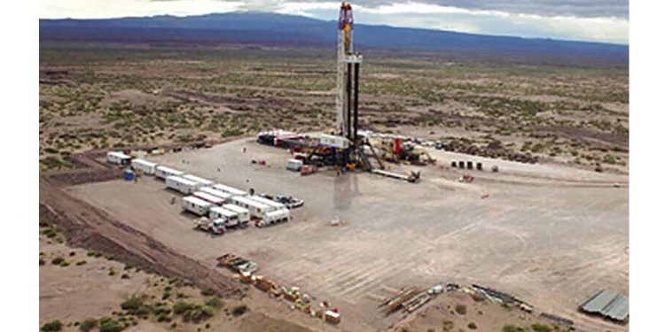 Internacional: Argentina perfora el primer pozo petrolero en la formación no convencional Palermo Aike