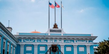 La Fortaleza de Puerto Rico subasta su propio sistema de energía solar y baterías