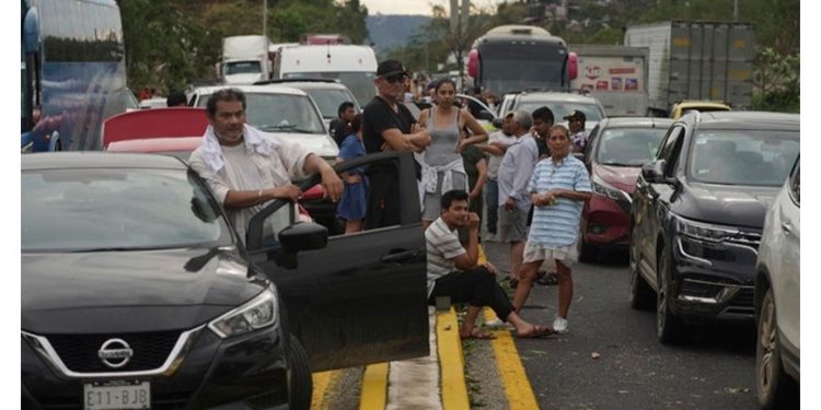 Restricciones de Sener por huachicol impactarán 30% del mercado, estiman expertos