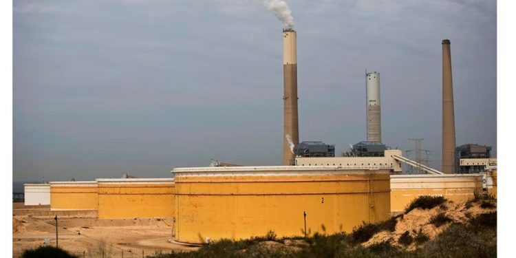 Crudo: Pemex baja meta de producción y la incumple