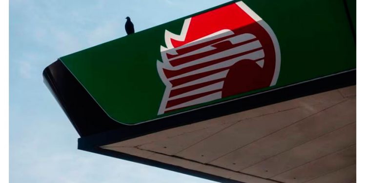 A cuentagotas, CRE remonta rezago administrativo