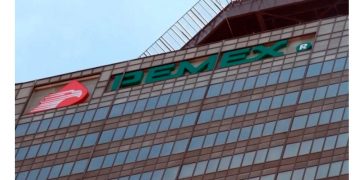 Producción de hidrocarburos líquidos de Pemex subió 5.8% anual