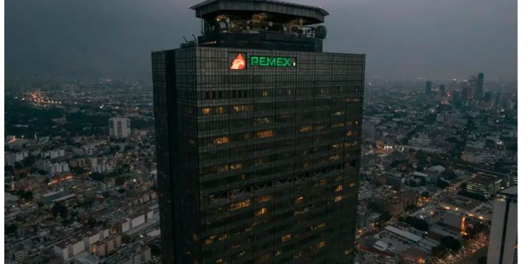 Exclusiva: Pemex necesita pagar su propia deuda para subir de calificación, dice Moody’s