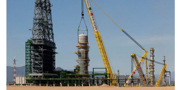 ASF halla pagos en exceso en la refinería de Tula por 62.4 mdp en gas, electricidad y asesorías