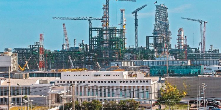 CRE autoriza cesión de permisos de almacenamiento y distribución de ASA al Ejercito