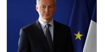 Internacional: Francia limita la subida de la electricidad de origen nuclear para reducir el impacto del gas