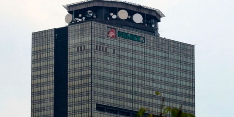 Alcanza Pemex 16.5 millones de barriles en capacidad de acopio