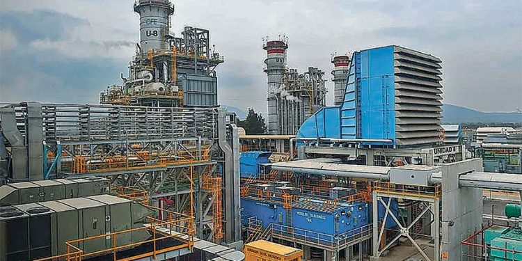 Onda fría encarece gas natural, amenaza abasto y eleva riesgo de apagones