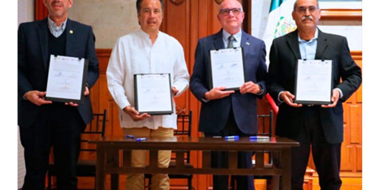 CNH y el gobierno del estado de Veracruz, firman Convenio de Colaboración