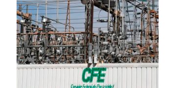 CFE alcanza la utilidad neta más alta en los últimos 10 años. Ingresos totales y patrimonio ascienden, y se revierte la tendencia de pérdidas