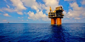 La Sener aprueba evaluación de impacto social de campo petrolero en aguas profundas Trión