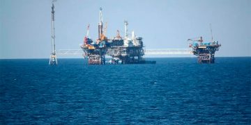 Continúa cayendo la producción petróleo nacional