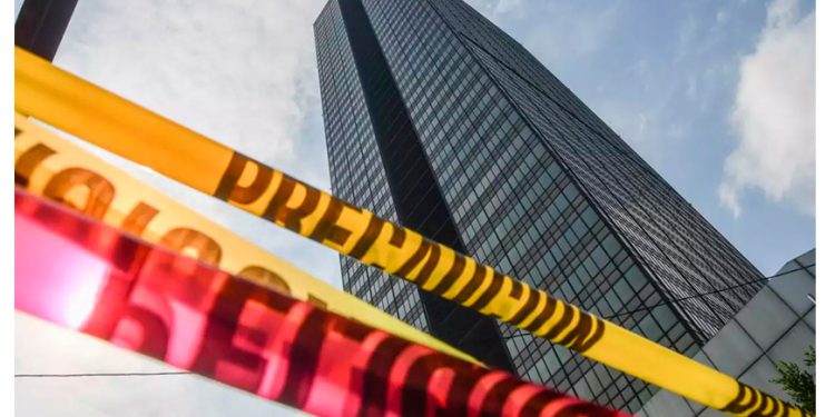 Pemex está a un escalón de que sus bonos sean considerados de riesgo sustancial