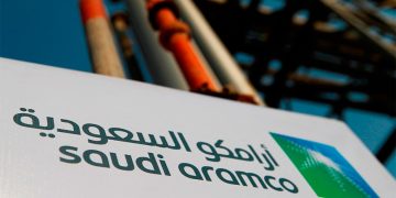 Internacional: Aramco y ExxonMobil cuestionan estrategia de transición hacia energías limpias