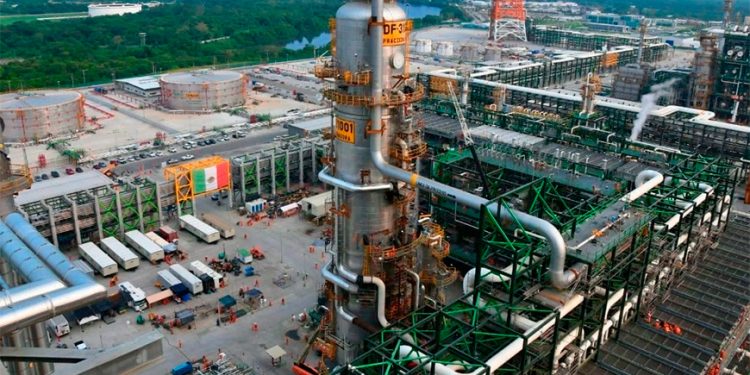 Cumplir con metas de sostenibilidad depende de recursos disponibles: Pemex