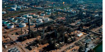 El plan de Pemex para garantizar su subsistencia en un futuro cero emisiones