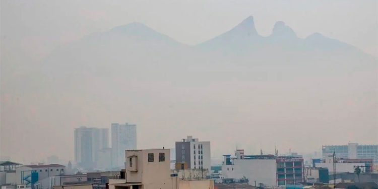 El problema de la mala calidad del aire es el consumo de gas natural, no las refinerías: Pech
