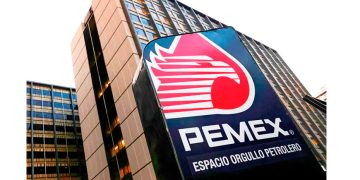 Moody’s señala que apoyo a Pemex afecta a estados