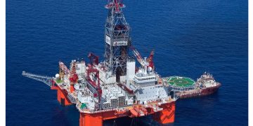 Aumento de reservas de petróleo apunta a mantener recortes de la OPEP+