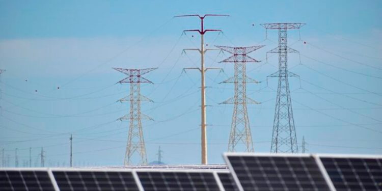 CFE logra récord de electrificación: alcanza el 99.43% de cobertura en el país