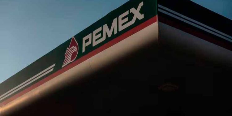 No me quiero ir, señor AMLO: Pemex, en top de empresas que se irán por transición energética