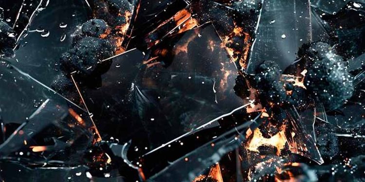 Internacional: El «cristal del infierno» que almacena energía infinita: a 1000 °C y mezclado con ácido sulfúrico