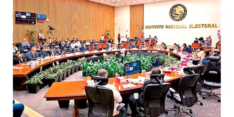 El INE paga $33 millones a CFE contra apagones; se anticipa a “cualquier eventualidad”