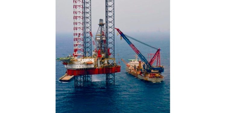 Conflictos mundiales han retrasado acceso universal a energías renovables: Porres Luna