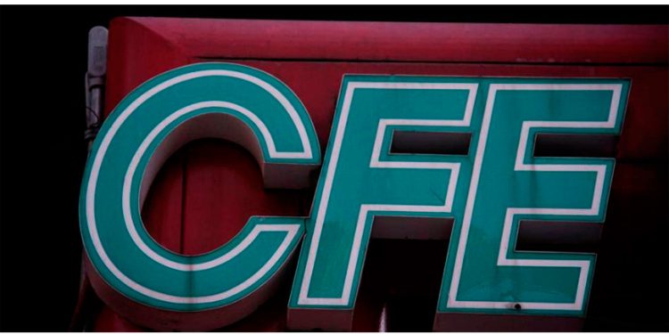 Moches a cambio de nuevos contratos desfalcan a la CFE