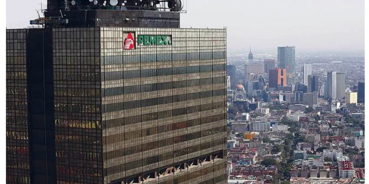 Pemex y CFE se quedaron cortos en metas de energía