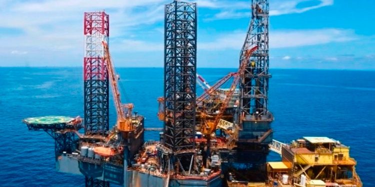 Producción nacional de hidrocarburos cayó 4.53% anual en julio: CNH