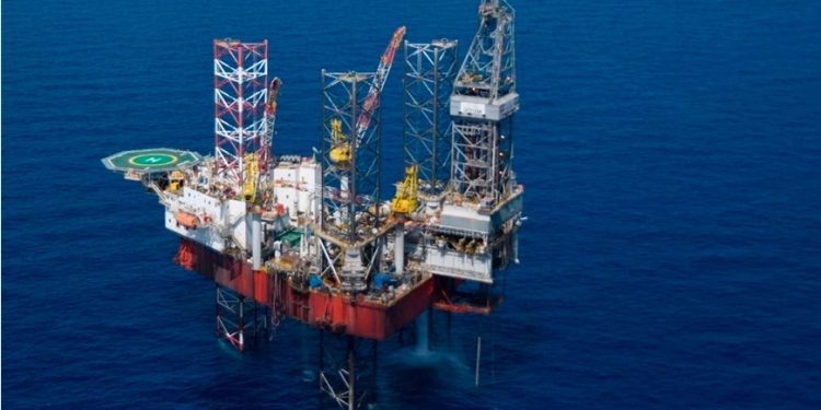 Refinación de Pemex aumentó 233% durante el sexenio