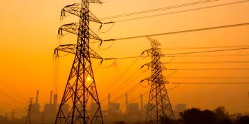 Insiste CFE en LT; relanza licitación de 190.2 mdd