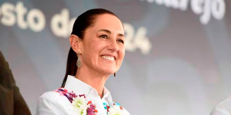 Sheinbaum ‘sigue los pasos’ de AMLO: Apuesta por Pemex y descarta petroleras privadas